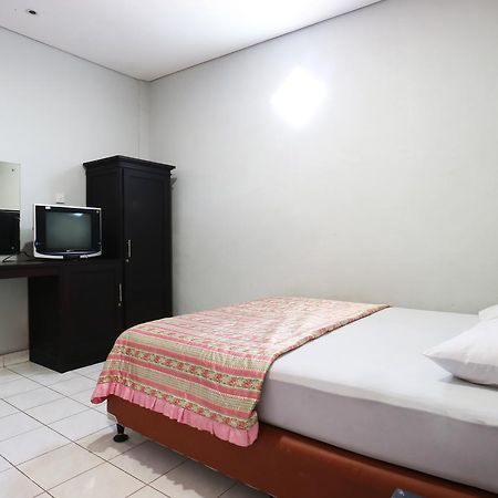 Taman Mekar Beach Inn Kuta  Exterior photo