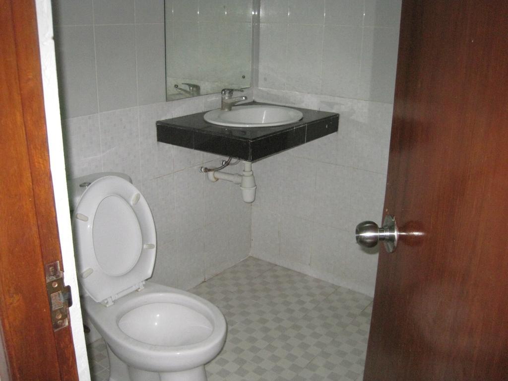 Taman Mekar Beach Inn Kuta  Room photo