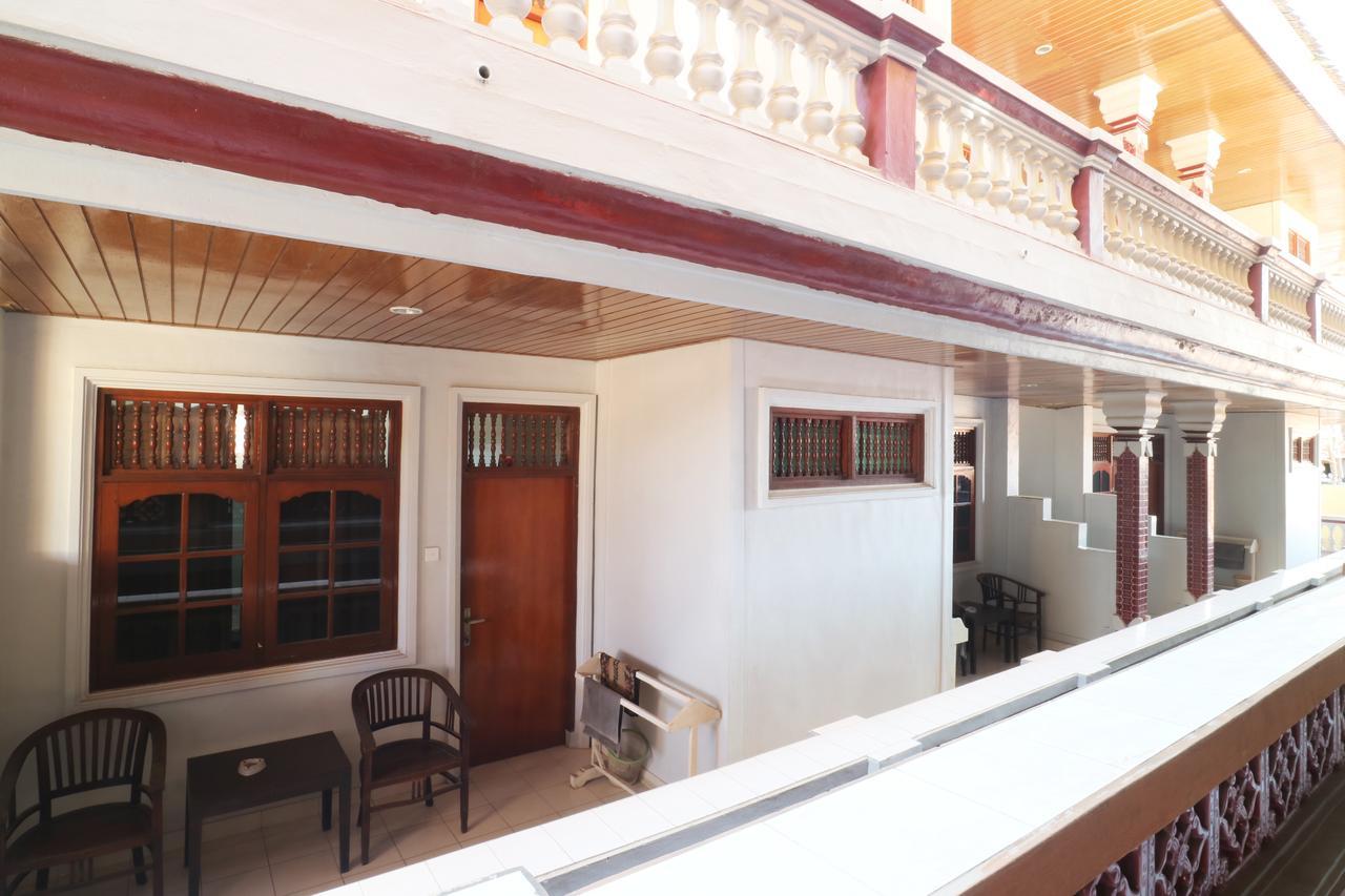 Taman Mekar Beach Inn Kuta  Exterior photo