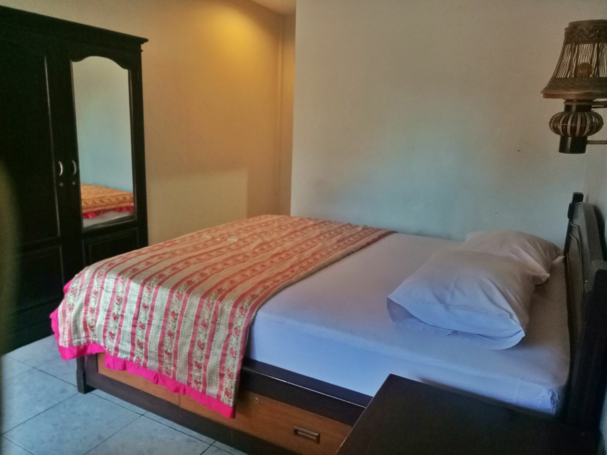 Taman Mekar Beach Inn Kuta  Exterior photo